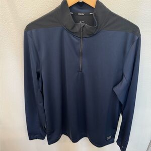 Nike Golf Men's Blue and Black Lightweight Jacket